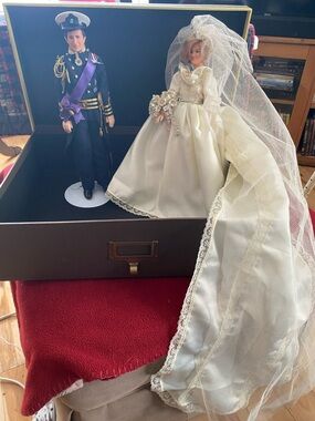 Prince Charles and Princess Diana Bridal Dolls